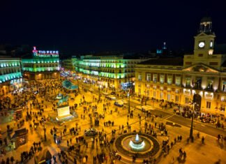 Un juez de Madrid anula la orden que prohíbe fumar en las terrazas y el ocio nocturno