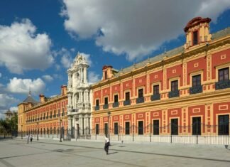 Andalucía aprueba ayudas de hasta 10.000 euros para cooperativas y sociedades laborales que contraten a desempleados