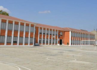 Castilla-La Mancha invierte 16.000.000 de euros en tablets y ordenadores para los niños ante la vuelta al colegio