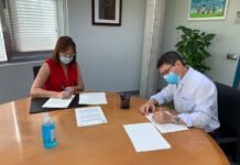 Política Social suscribe un convenio con la Federación de Personas Sordas de la Región de Murcia