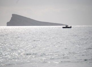 ¿Qué fue de los 500.000 euros donados por el Consejo Vecinal de Benidorm a los pobres debido al coronavirus?