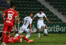 El edil de Seguridad felicita a la afición del Elche por su comportamiento y le anima a seguir el posible ascenso desde casa
