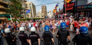 Libertad para un policía nacional de Benidorm acusado de siete delitos tras casi cincuenta días en prisión