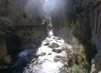 Usted a las Marismillas…..y yo a Castril