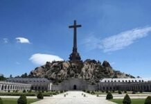 El gobierno socialcomunista declara la guerra a la Iglesia con sus decisiones para cambiar la historia reciente de España