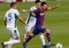 Gran partido del Elche en su primer choque oficial frente al F.C. Barcelona en el Joan Gamper