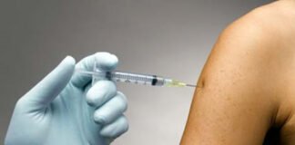 Salud advierte en la Región de Murcia de la importancia de vacunarse contra la gripe este año por la coincidencia con la covid