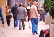 ¿Dónde está el ingreso mínimo vital prometido por el gobierno socialcomunista de España?