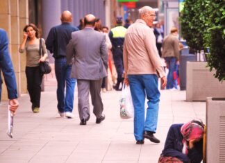 ¿Dónde está el ingreso mínimo vital prometido por el gobierno socialcomunista de España?