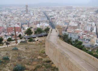 El pleno de Alicante aprueba la modificación del IBI para bonificar a empresas y familias numerosas