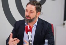 Santiago Abascal pide que Madrid vote un nuevo gobierno regional a la vista del desastre que se avecina por las decisiones de La Moncloa