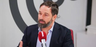 Santiago Abascal pide que Madrid vote un nuevo gobierno regional a la vista del desastre que se avecina por las decisiones de La Moncloa