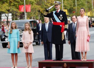 Hoy más que nunca…..¡¡¡Viva España y Viva el Rey!!!