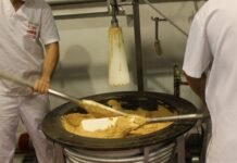 El grupo agroalimentario de 1880, turrones El Lobo y Doña Jimena afronta la campaña navideña con optimismo pese a la crisis generada por el covid