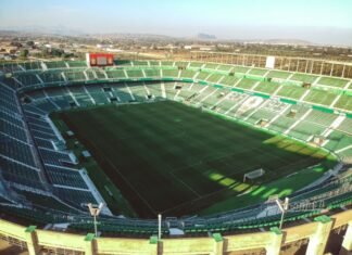 La defensa del Elche C.F. se asegura la continuidad de Josema hasta 2023