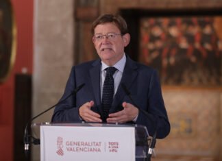 Ximo Puig se dirige a alicantinos, valencianos y castellonenses para anunciar el toque de queda a partir de la medianoche de hoy