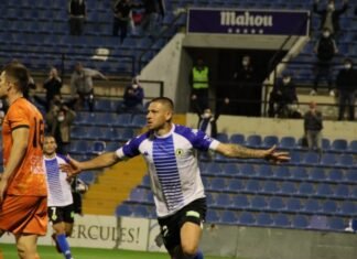 El Hércules de Alicante vence en el debut del equipo esta temporada en el Rico Pérez