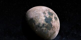 La NASA confirma la existencia de agua helada en microcáteres de la Luna