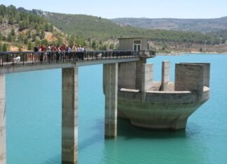 La Generalitat Valenciana quiere garantizar el interés de regantes y el abastecimiento de agua en el sur de Alicante