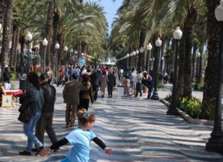 El alcalde de Alicante anuncia una tercera fase para las obras de reurbanización de la Explanada de España