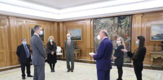 El Rey de España recibe en Zarzuela a la Junta de Gobierno del Ateneo de Madrid en su bicentenario