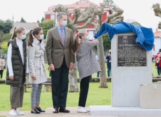 Los Reyes de España presidieron el acto de reconocimiento de Somao como Pueblo Ejemplar de Asturias
