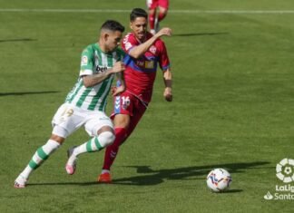 El Elche cae 3-1 en el Benito Villamarín frente al Betis