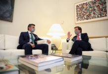 Almeida y Villacís reciben en Cibeles al líder opositor venezolano Leopoldo López