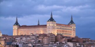 Toledo aprueba la reducción del IBI, la supresión de la tasa de apertura de negocios y amplía plazos para el pago de impuestos