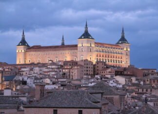 Toledo aprueba la reducción del IBI, la supresión de la tasa de apertura de negocios y amplía plazos para el pago de impuestos