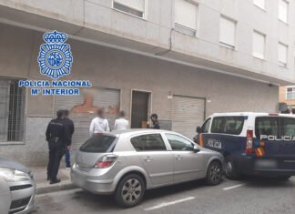 La Policía Nacional descubre un local en Elche donde se favorecía el consumo de sustancias estupefacientes a menores