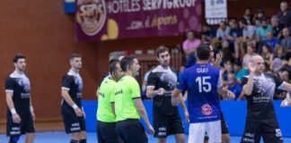El Balonmano Benidorm vuelve a casa cuando viajaba hacia Irún por covid en el Bidasoa