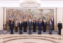 El Rey de España recibe en audiencia a la junta directiva de la Confederación Española de Organizaciones de Mayores (CEOMA)