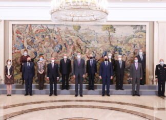 El Rey de España recibe en audiencia a la junta directiva de la Confederación Española de Organizaciones de Mayores (CEOMA)