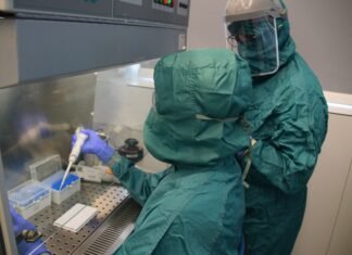 Un total de 277 pacientes permanecen en las UCIS de los hospitales de Alicante, Valencia y Castellón
