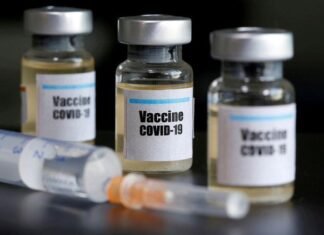 El ministro de Sanidad adjudica 30.310.000 euros «a dedo» a tres empresas de Barcelona para vacunas contra la gripe