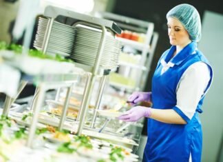 Castilla-La Mancha abre los comedores escolares en Navidad a cerca de 5.700 alumnos en situación desfavorecida en 23 pueblos de la región