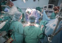 El gobierno anuncia 16.716 contagios en las últimas 24 horas con 247 muertes por covid en España