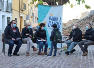 La alcaldesa de Onda regresa con su equipo a las plazas de la localidad con el fin de acercarse a sus vecinos en la campaña ‘Onda barri a barri’
