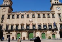 PP y Cs presentan un proyecto de presupuestos para bajar impuestos y salvar empleos en la ciudad de Alicante