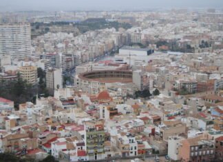 Alicante inyecta 600.000 euros en la reforestación del Monte Tossal y lograr con ello un pulmón verde