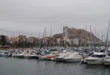Acción Social de Alicante refuerza la Ayuda a Domicilio con más grúas ortopédicas y camas articuladas