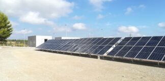 La Comunidad de Murcia instala plantas fotovoltaicas en once depuradoras para fomentar el ahorro energético y reducir la huella de carbono