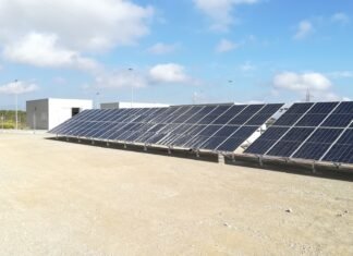 La Comunidad de Murcia instala plantas fotovoltaicas en once depuradoras para fomentar el ahorro energético y reducir la huella de carbono