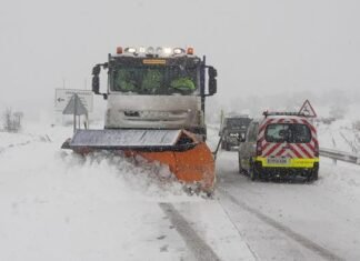Castilla-La Mancha afronta el hielo de las carreteras con casi 4.000 toneladas de sal utilizadas en los últimos cuatro días