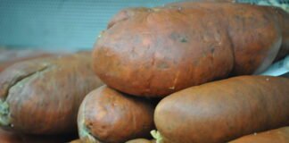 El gobierno de Andalucía aprueba ayudas de 1.000 euros a pymes del comercio, artesanía, hostelería y agencias de viajes