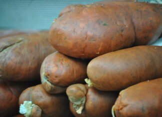 El gobierno de Andalucía aprueba ayudas de 1.000 euros a pymes del comercio, artesanía, hostelería y agencias de viajes