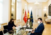 Díaz Ayuso lanza un “ruego desesperado” a la UE para que lleguen más vacunas contra el COVID