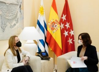 Díaz Ayuso refuerza la colaboración institucional entre Madrid y Uruguay