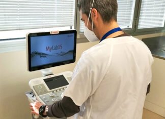 El Servicio Andaluz de Salud formará a más de 6.800 médicos de atención primaria en el diagnóstico del Covid por ecografía